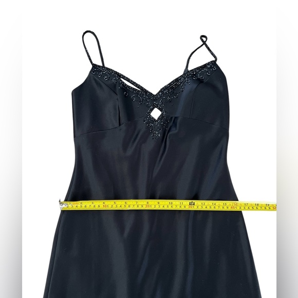 LN Dave & Johnny Laura Ryner Slip beaded gown dress black Christmas 10 11 12 - Picture 9 of 11